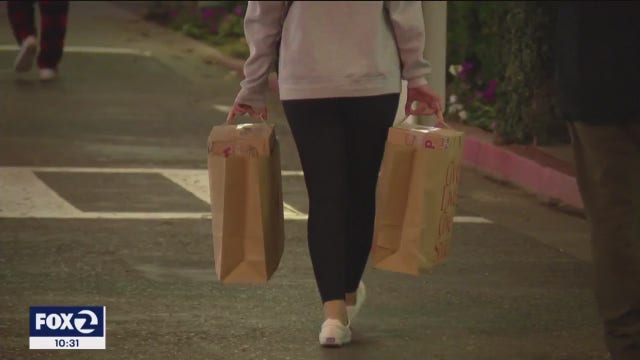 Last-minute shopping in full swing but won't add much to bottom line