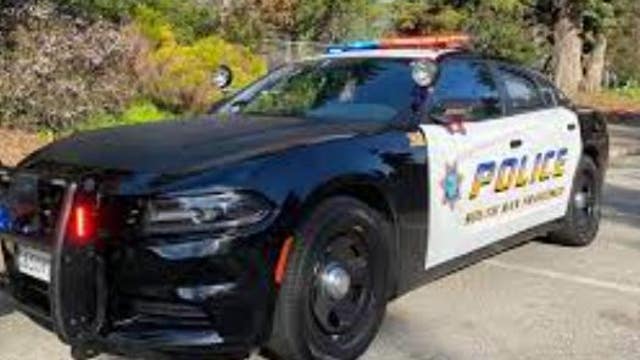 Armed robbery at business in South San Francisco, suspects remain at large