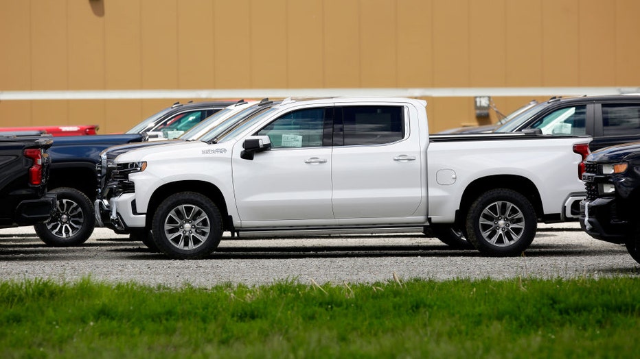 7b46f63a-Trucks-at-an-assembly-plant.jpg