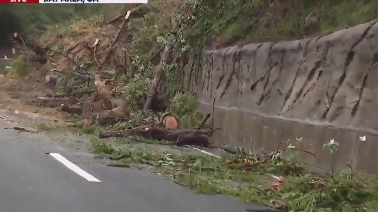 Mudslides flooded river closes Santa Cruz County highways