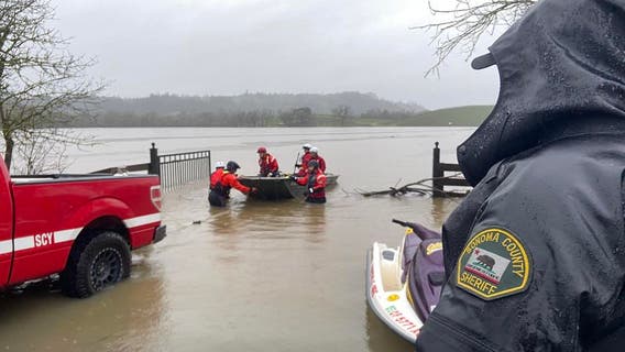 Deceased woman found in submerged car, Sonoma sheriff says
