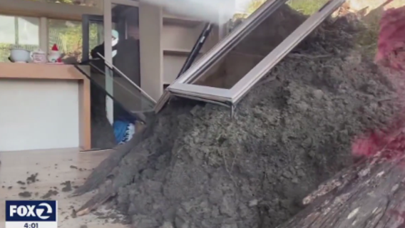 Massive mudslide prompts evacuations in Berkeley