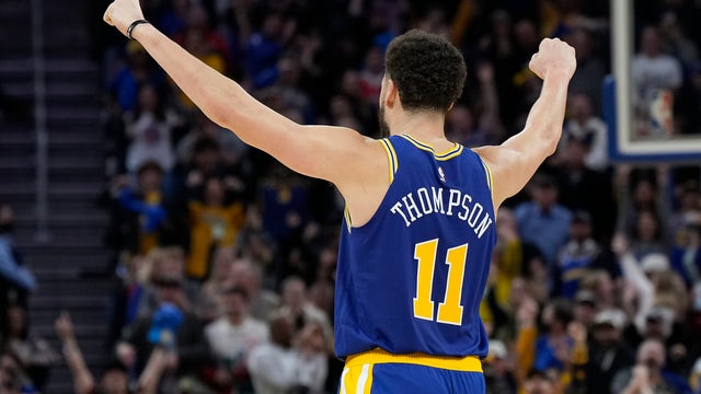 Thompson’s season-high 54 leads Warriors past Hawks in 2OT thriller
