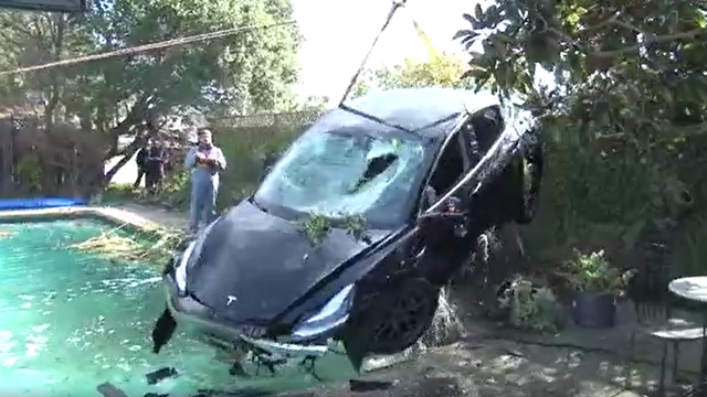 Woman dies in San Rafael after crashing Tesla into swimming pool