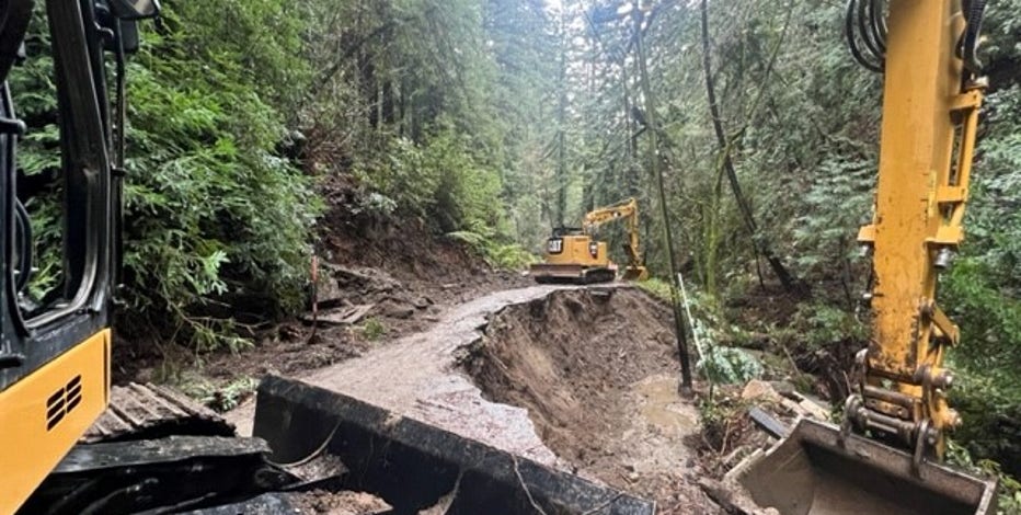 Road s collapse cuts off some Corralitos residents from rest of county