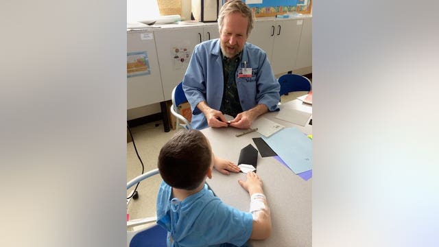 Artist, who has spent a decade working with patients at UCSF Children's Hospital, receives kindness award