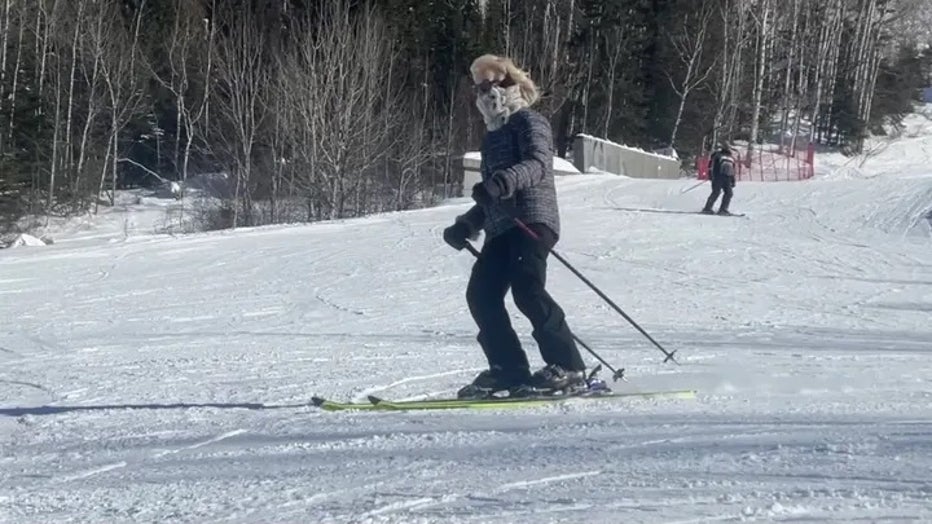 SKI1.jpg