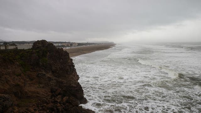 3 kids hospitalized after being injured by fireworks at Ocean Beach