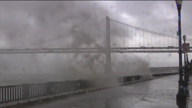 Massive waves and wind batter Embarcadero, halt ferries in San Francisco
