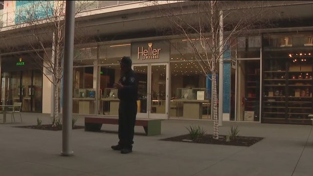 San Ramon police investigate 'smash-and-grab' robbery at jewelry store