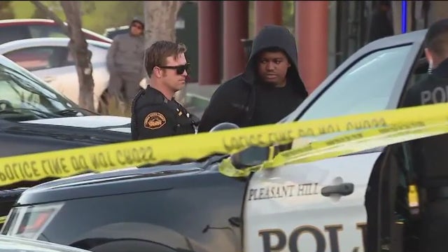 Suspect still missing after allegedly robbing Verizon store, threatening employees with gun