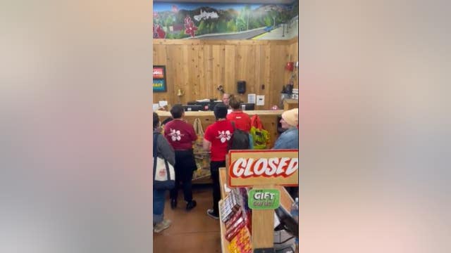 Employees of Oakland Starbucks, Trader Joe's file to unionize