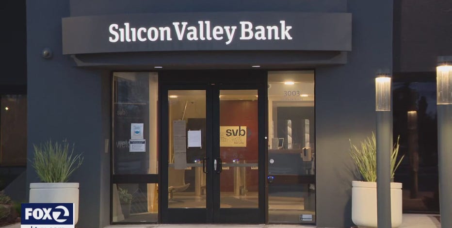 Dozens line up to pull money from Silicon Valley Bank - San José Spotlight