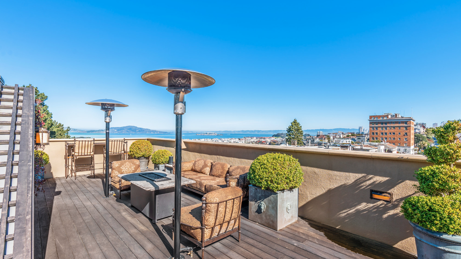 This San Francisco home, once a filming location for "The Princess Diaries" and home to former Giants owner Bob Lurie, is on the market for $8.9 million. (Courtesy: Open Homes Photography)