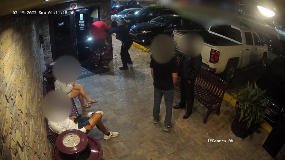 Tampa-PD-arrests-masked-armed-suspect-attempting-entry-at-gentlemans-club-4.jpg