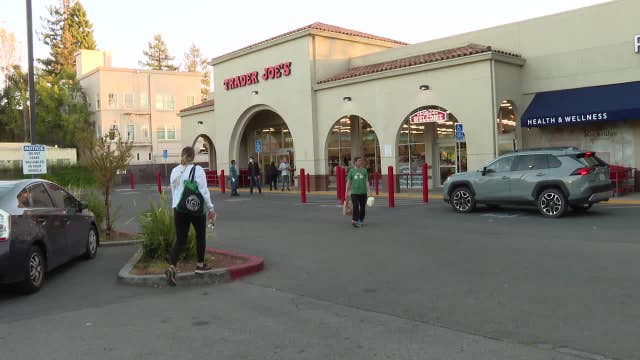 1st Trader Joe's store unionizes in California