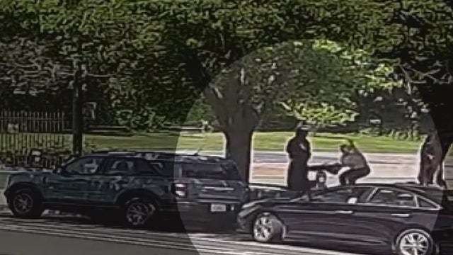 Victim shot during attempted robbery in Oakland