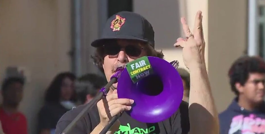 Large turnout at rally for Oakland teachers, strike likely next week