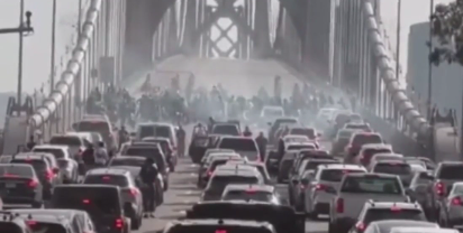 Sideshow shuts down Bay Bridge