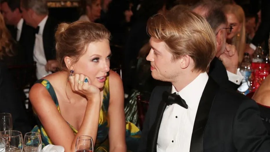 Taylor_Swift_Joe_Alwyn-2.jpg