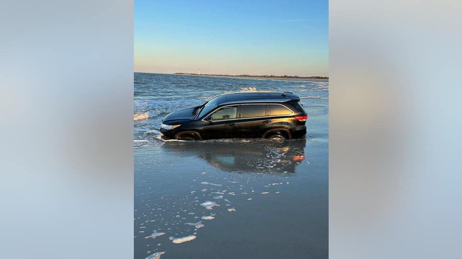 vehicle-submerged-in-Cape-May-credit-Michael-Voll.jpg