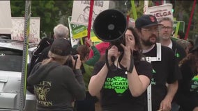 Student reacts to Oakland teachers' strike