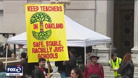 Oakland teachers won't be in classrooms again during 2nd day of strike