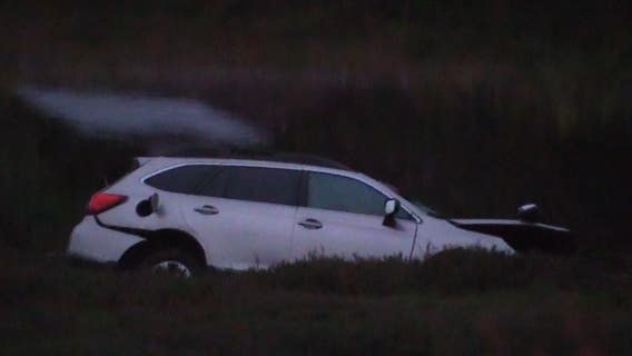 2 killed in Highway 1 crash on Peninsula after Tesla, Subaru submerge in lagoon