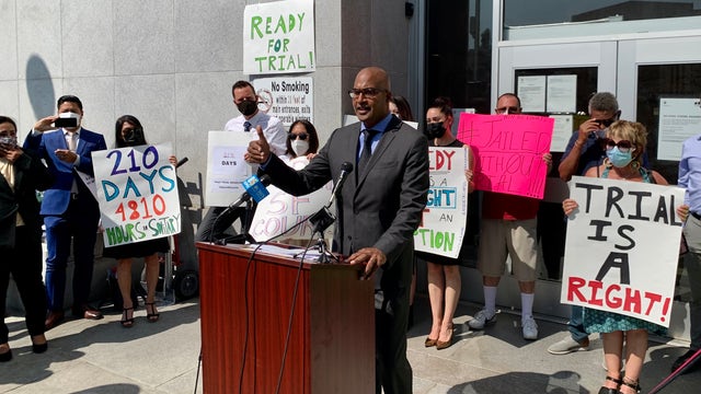 San Francisco city officials encourage residents to expunge old criminal records under new state law