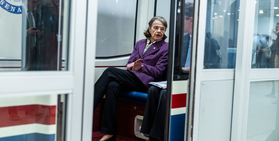 Dianne Feinstein returns to Washington