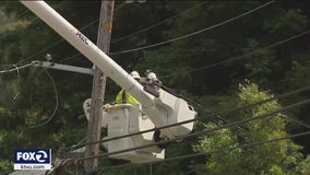 'We're just worried this is a firetrap:' Oakland Hills neighbors urge PG&E to bury power lines