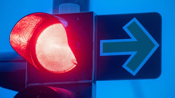 Pleasanton power outage affecting traffic signals