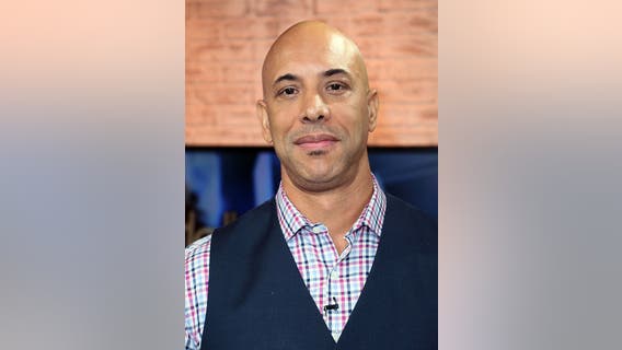 Nearly 1/3 of the US homeless population lives in California. This veterinarian cares for the pets