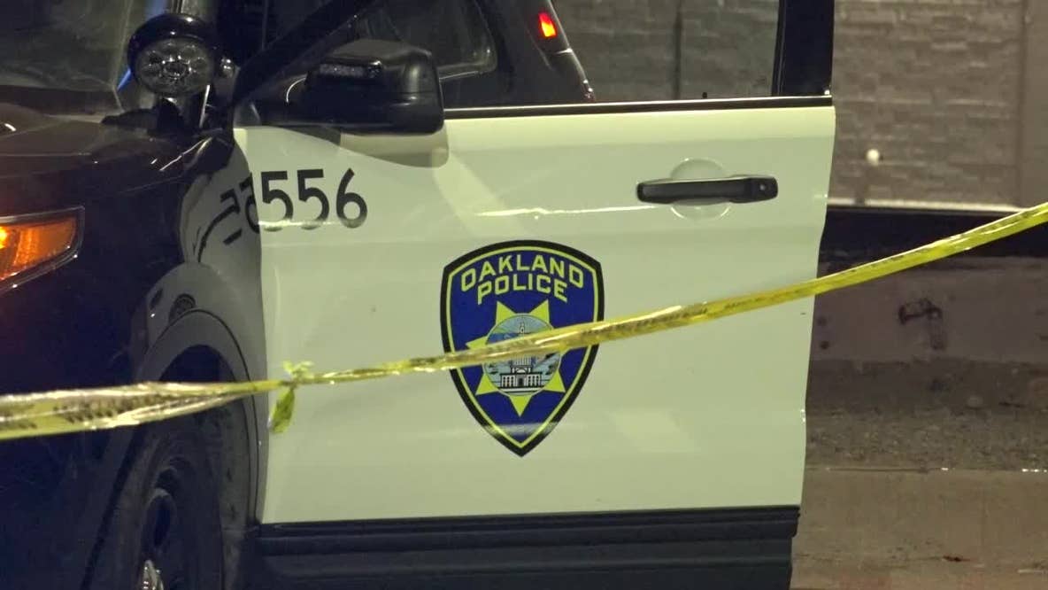 Man found fatally shot in Oakland's Elmhurst neighborhood