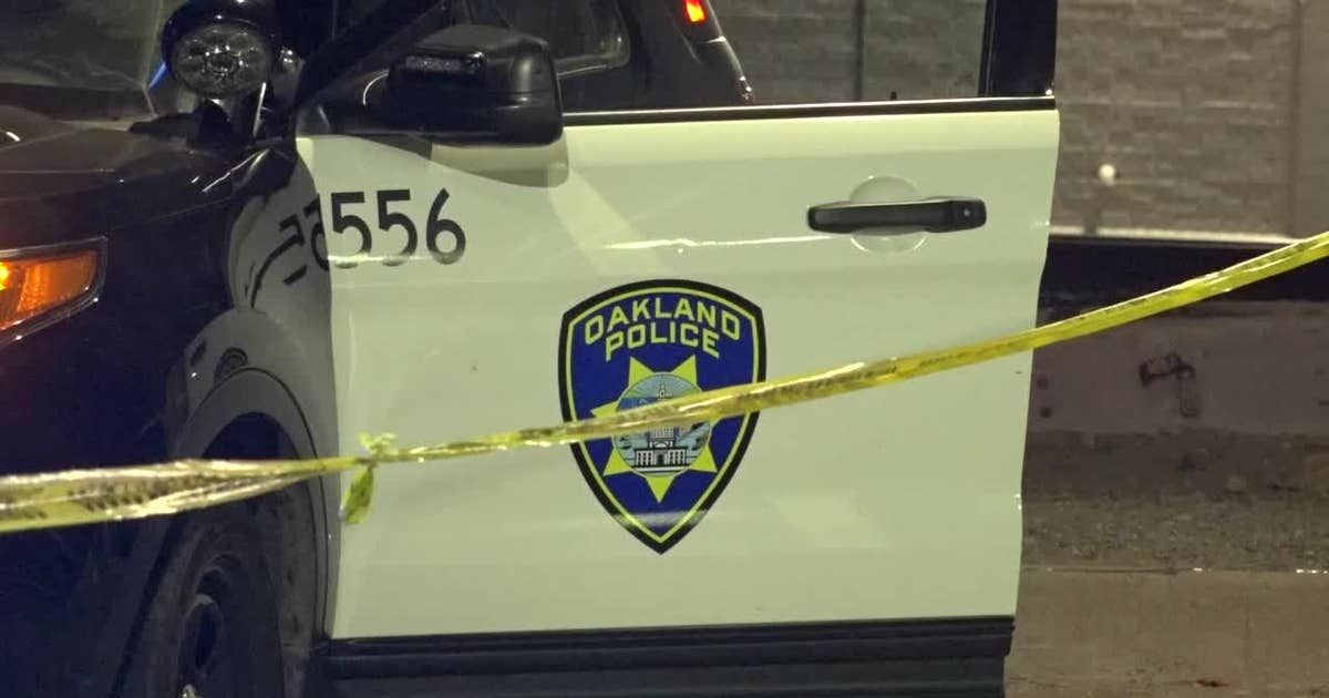 Man found fatally shot in Oakland's Elmhurst neighborhood
