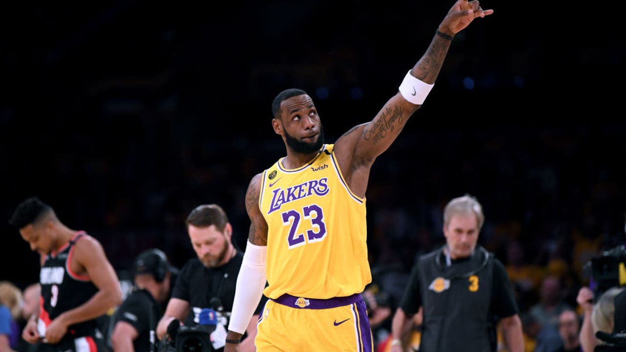 LAKERS Lebron James ユニフォーム 23番 NBA レブロン ロサンゼルス レイカーズ ナイキ アイコン スウィングマン
