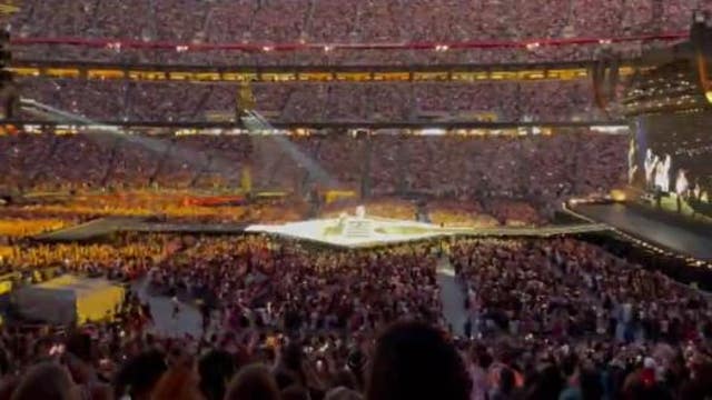 Taylor Swift concert breaks curfew at Levi's Stadium, and record VTA ridership