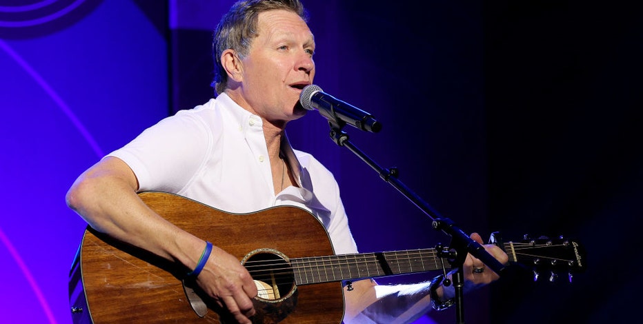 Country star Craig Morgan reenlists in Army Reserve at 59