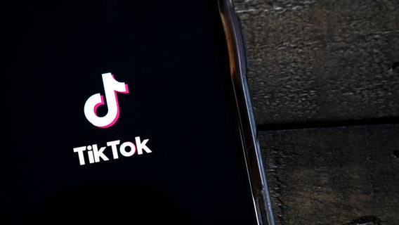 Former credit union asst. branch manager accused embezzling $60,000 to spend on TikTok