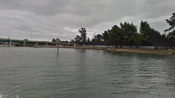 Woman's body found along Alameda shoreline considered a homicide