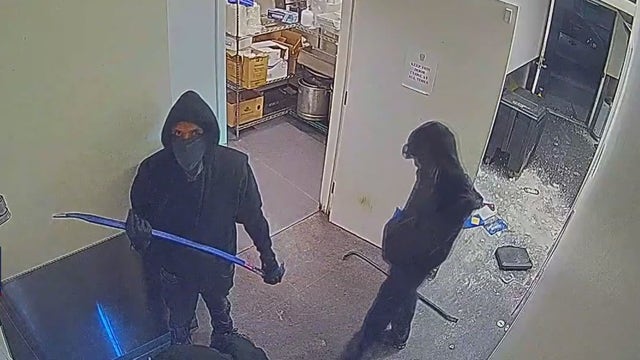 Oakland restaurant break-in caught on video - $10K in workers' tips stolen