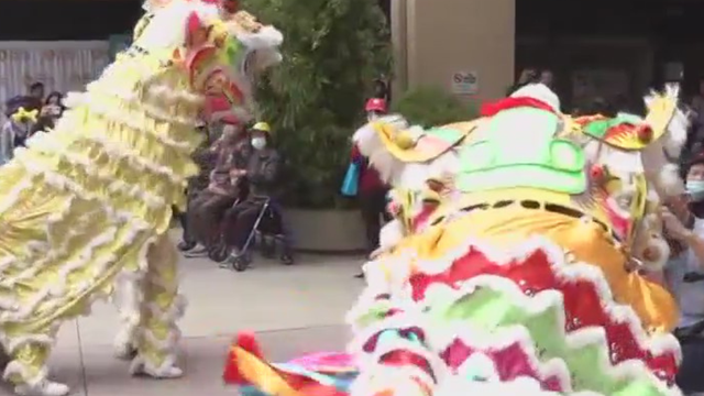 Oakland celebrates its 34th annual Chinatown street festival