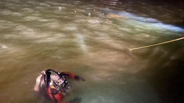 Alameda fire crews rescue man after car drives into lagoon