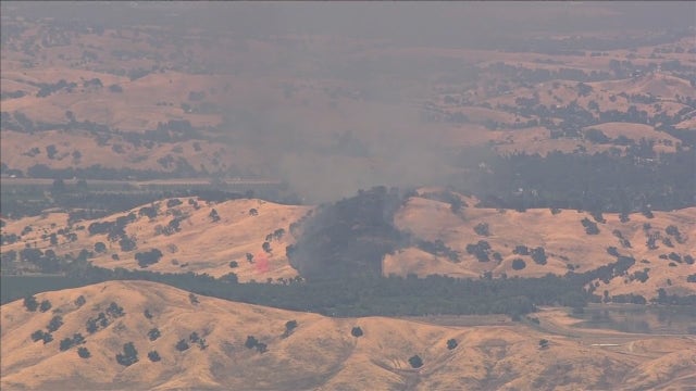 Vacaville vegetation fire triggers evacuation order