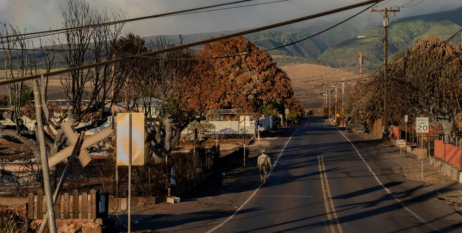 Desperate residents are looting businesses and robbing people at gunpoint, Maui locals say