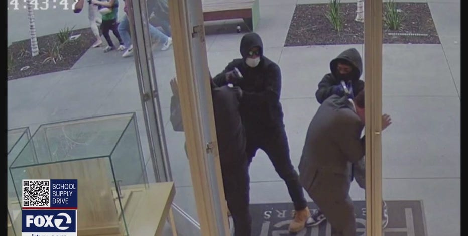 5 charged by feds in big San Ramon jewelry store robbery