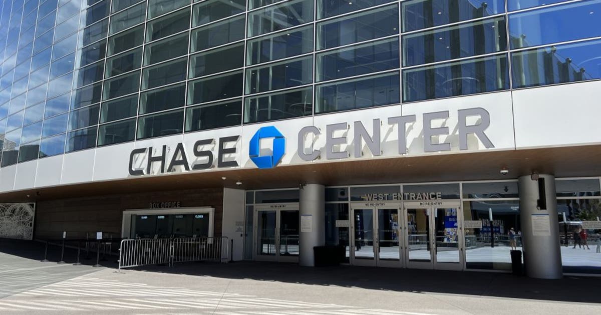 Medical Emergency Axes Earth, Wind & Fire, Lionel Richie Concert