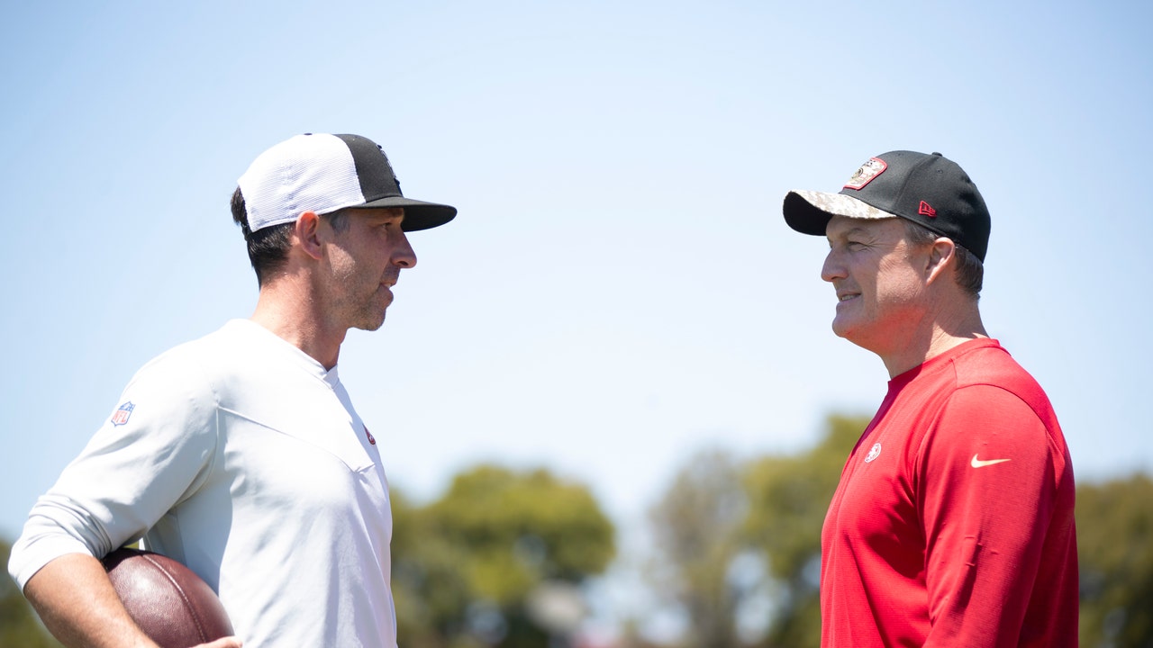 49ers give contract extensions to coach Kyle Shanahan and GM John Lynch