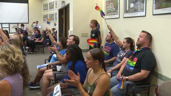 Another California school district now requires schools to notify parents if kids are trans