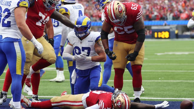 49ers force 2 late turnovers and hold on for a 30-23 rivalry victory over the LA Rams